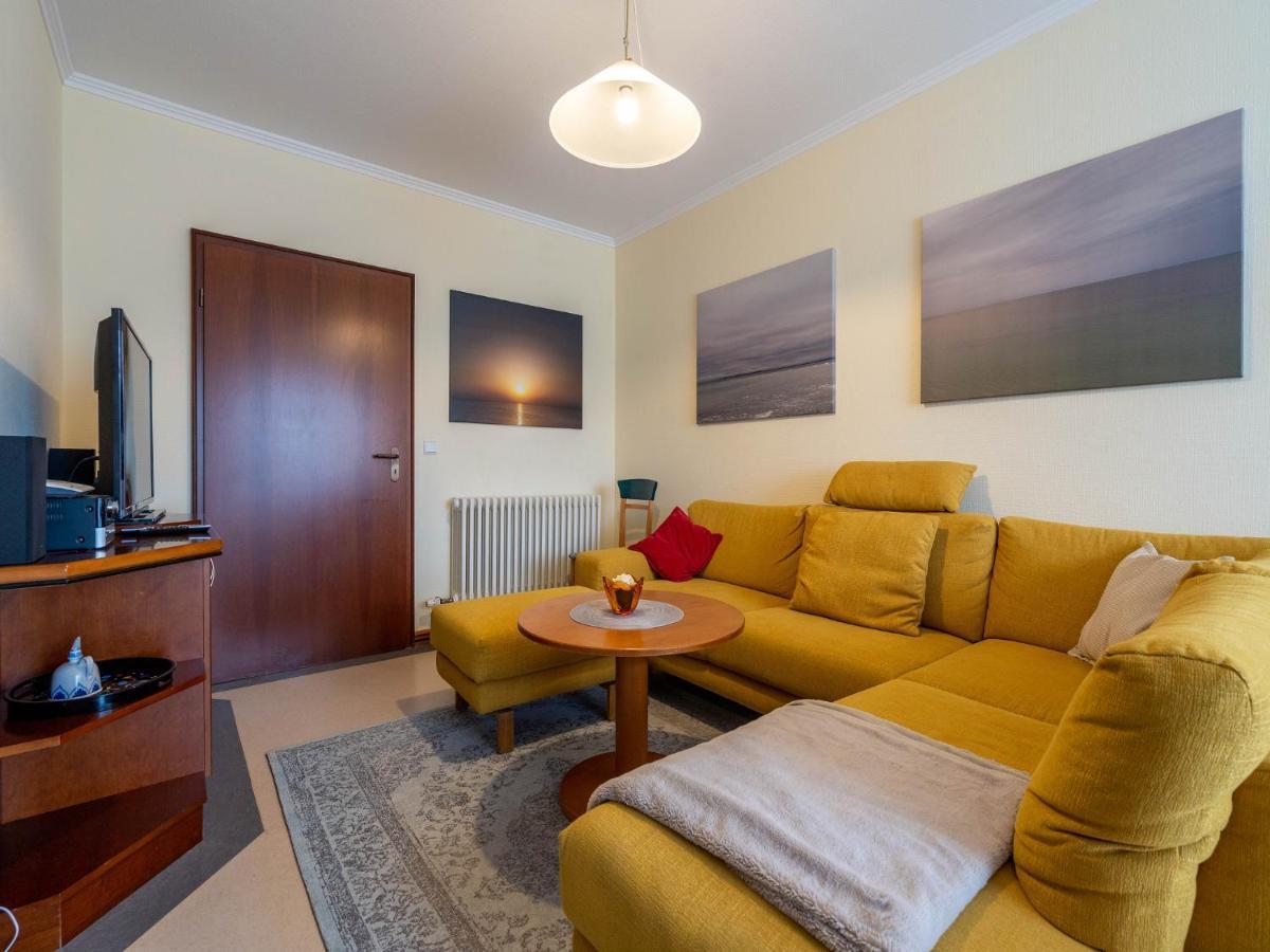 Apartment Klassik Mit 2 Schlafzimmern Und Balkon Im Dachgeschoss 031 Ostseebad Binz